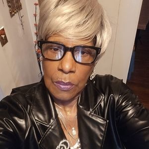 Meet your Posher, Lillian